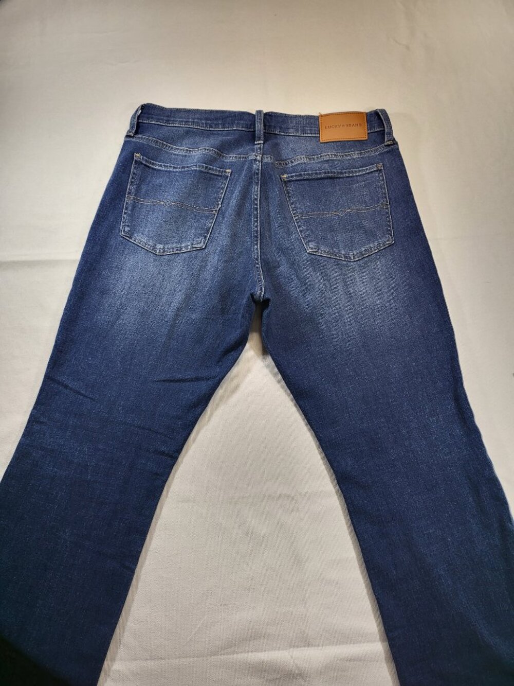 Lucky Brand Mid Rise Sweet Bootcut Jeans Raw Hem Blue Denim Size 12 - Picture 7 of 9